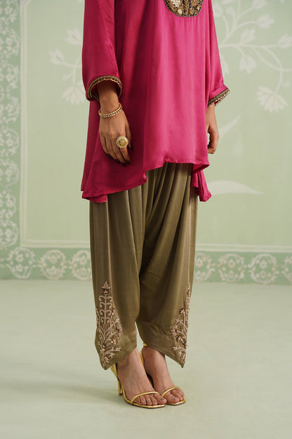 Mysha Hand Embroidered Matching Set - Neetika Chopra