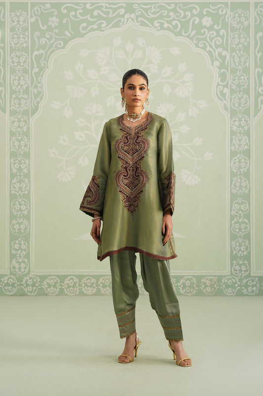 Chitvan Shimmer Satin Embroidered Matching Set - Neetika Chopra