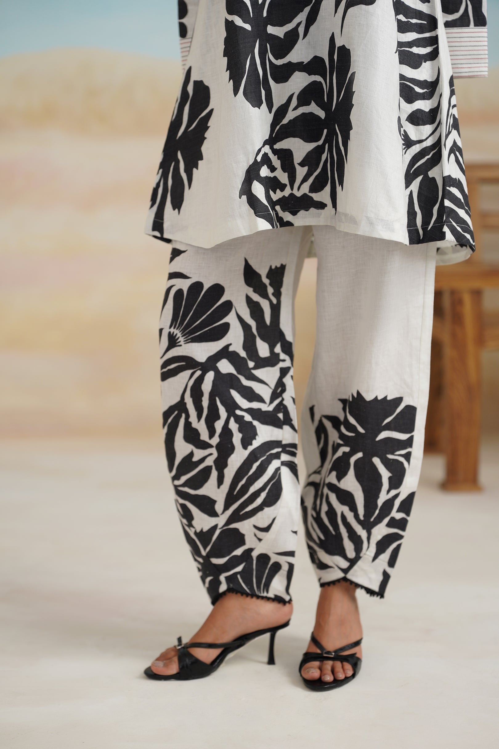 Tia Pure Linen Printed Matching Set - Neetika Chopra