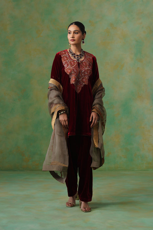 Jaya Embroidered Velvet Suit Set - Neetika Chopra