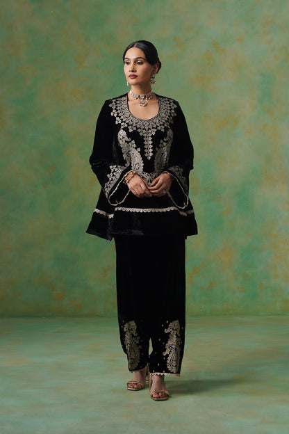 Kavya Embroidered Velvet Suit Set - Neetika Chopra