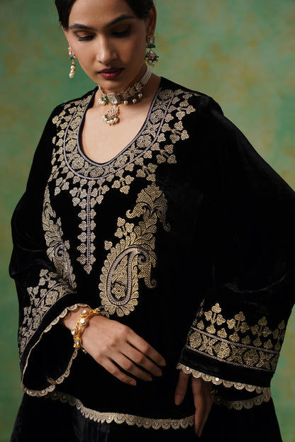 Kavya Embroidered Velvet Suit Set - Neetika Chopra