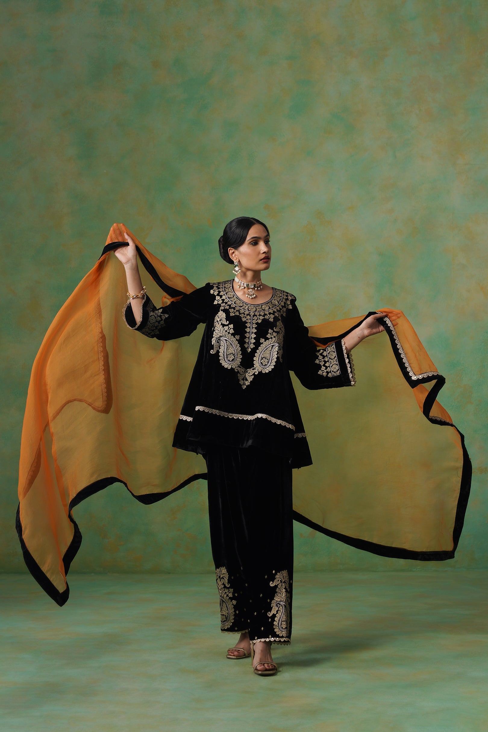 Kavya Embroidered Velvet Suit Set - Neetika Chopra