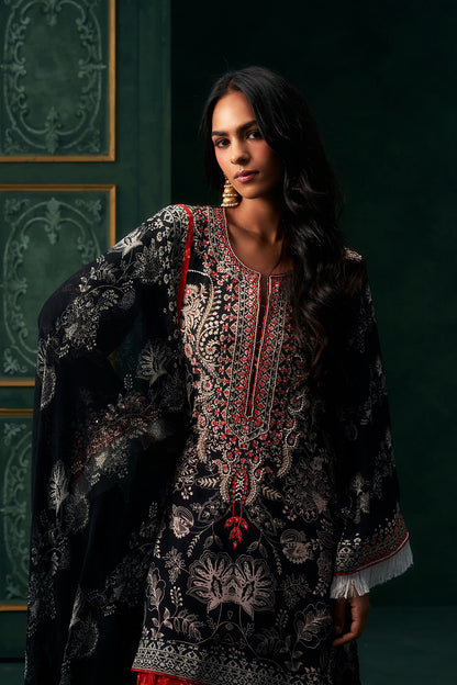 Zohira Crepe Printed Embroidered Suit Set