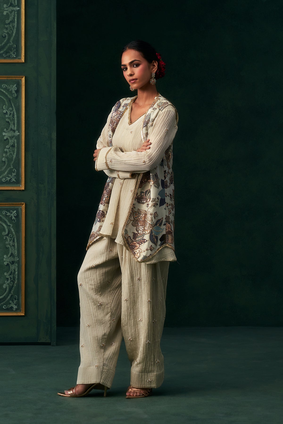 Yashvi Crinkled Tissue Embroidered Jacket Set