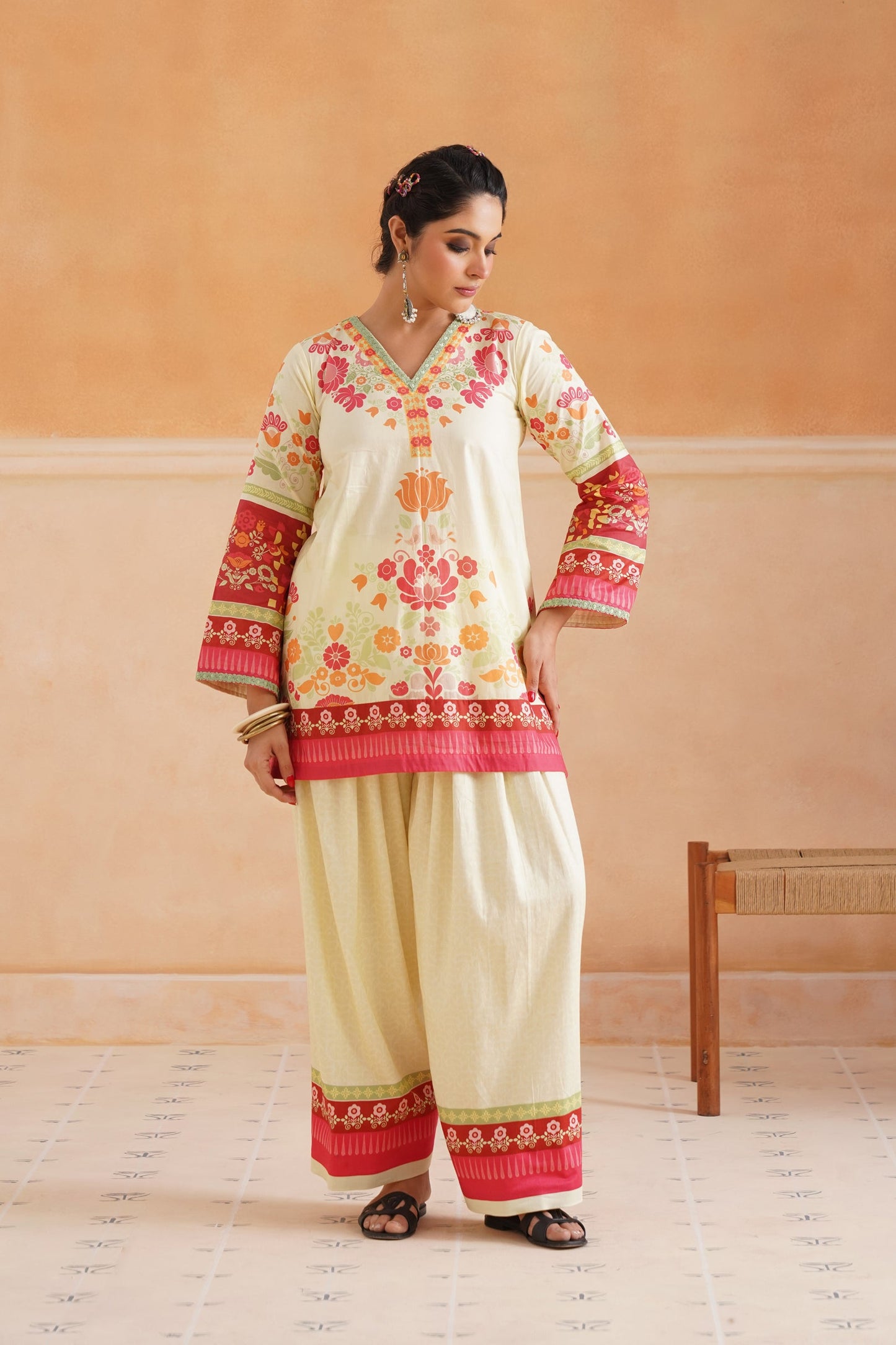 Deetyu Cotton Printed Suit Set - Neetika Chopra