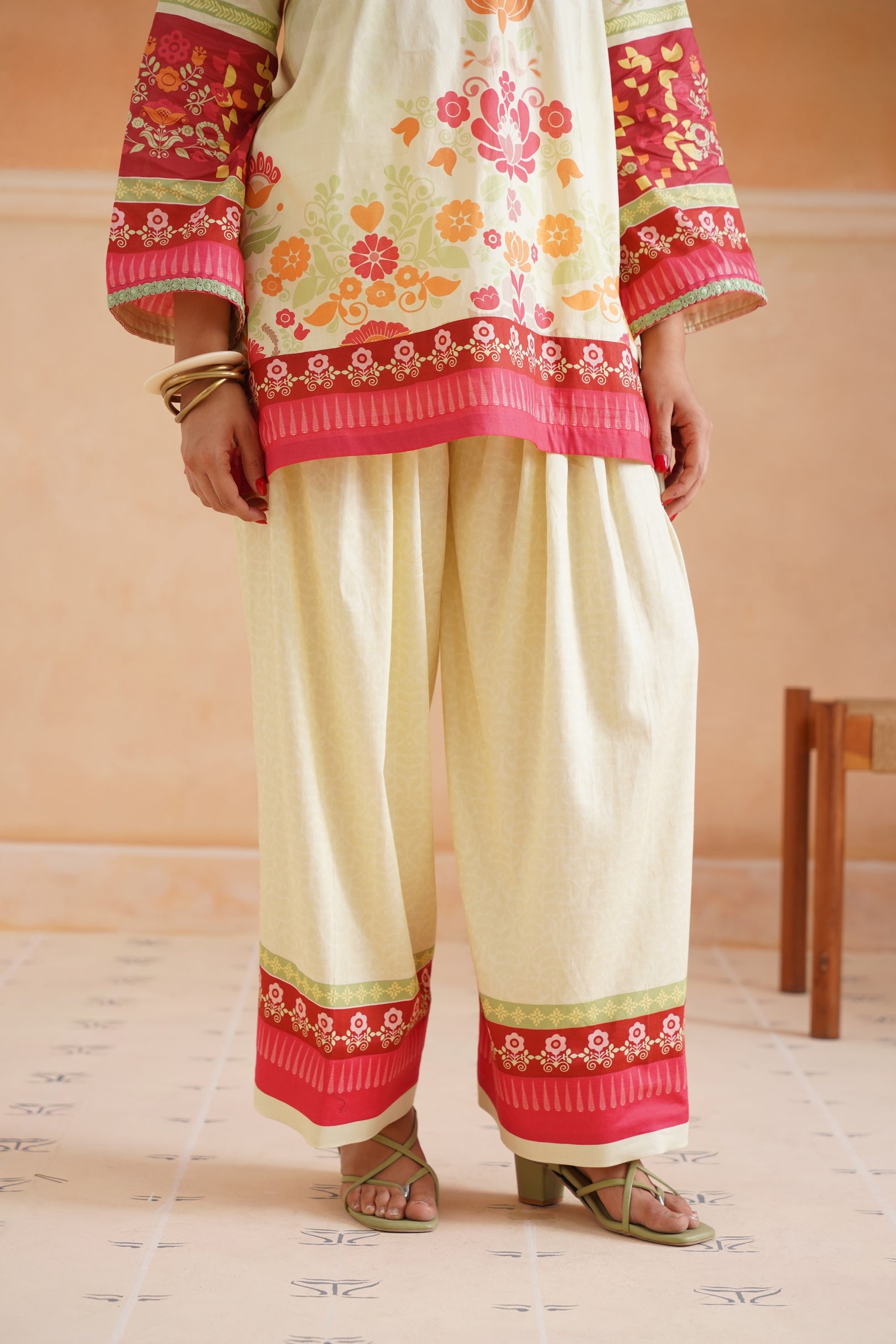 Deetyu Cotton Printed Suit Set - Neetika Chopra