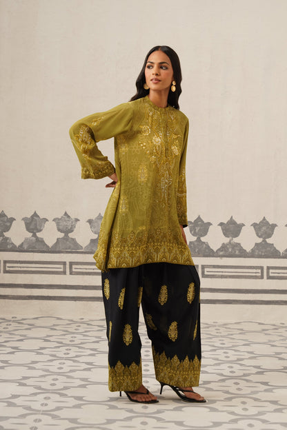 Mehal Crepe Printed Suit Set
