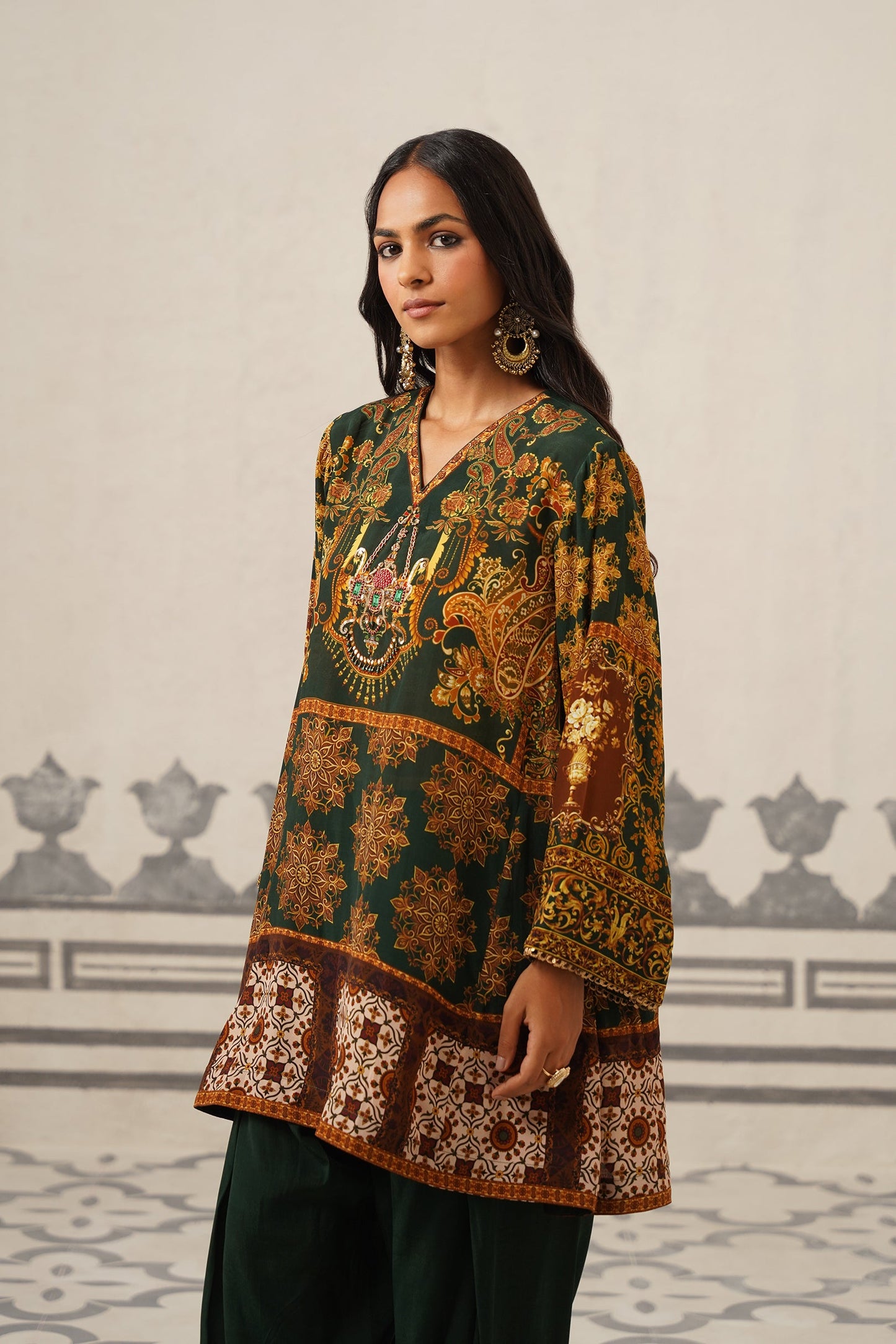 Arya Crepe Hand Embroidered Suit Set