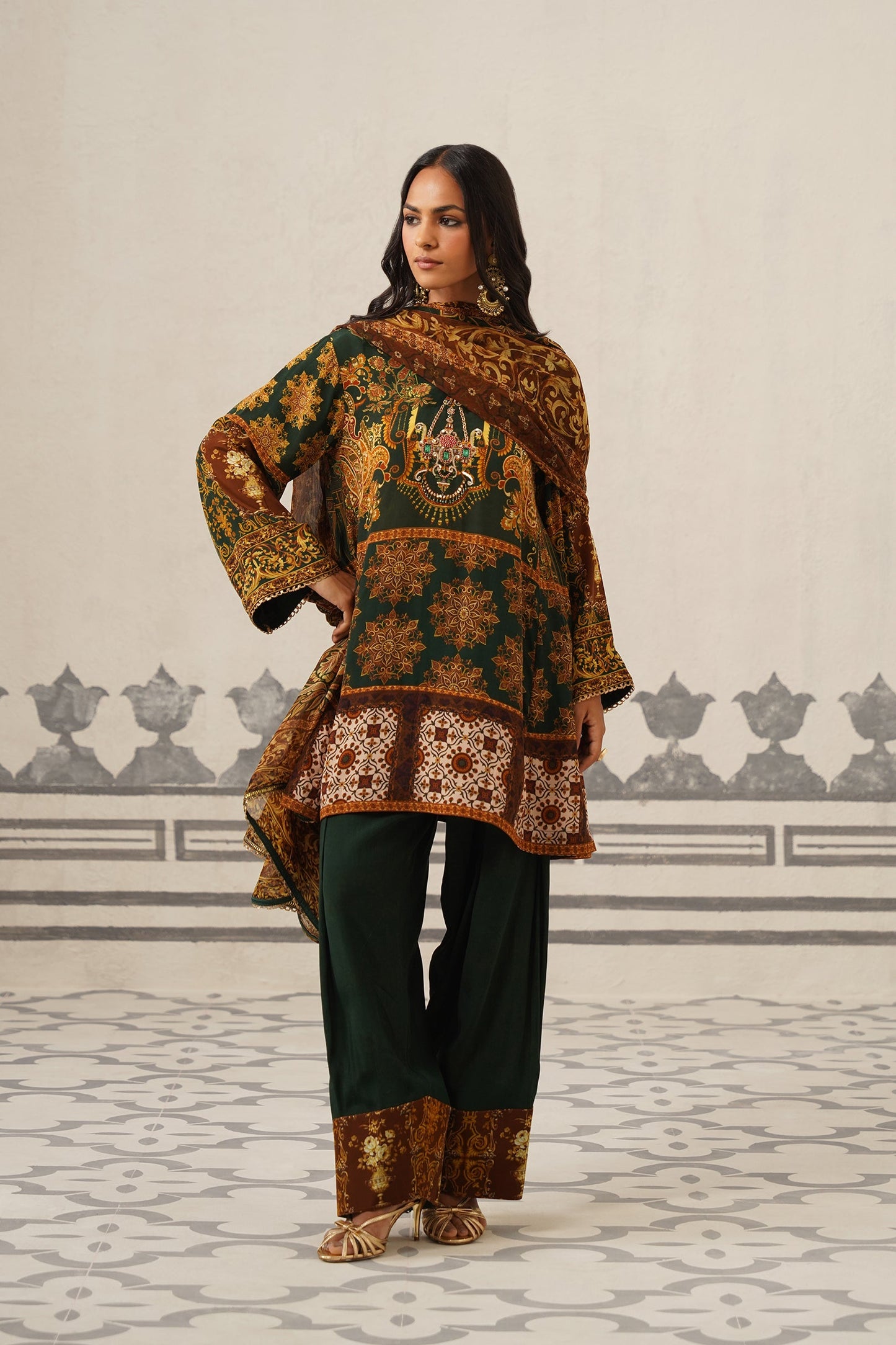 Arya Crepe Hand Embroidered Suit Set