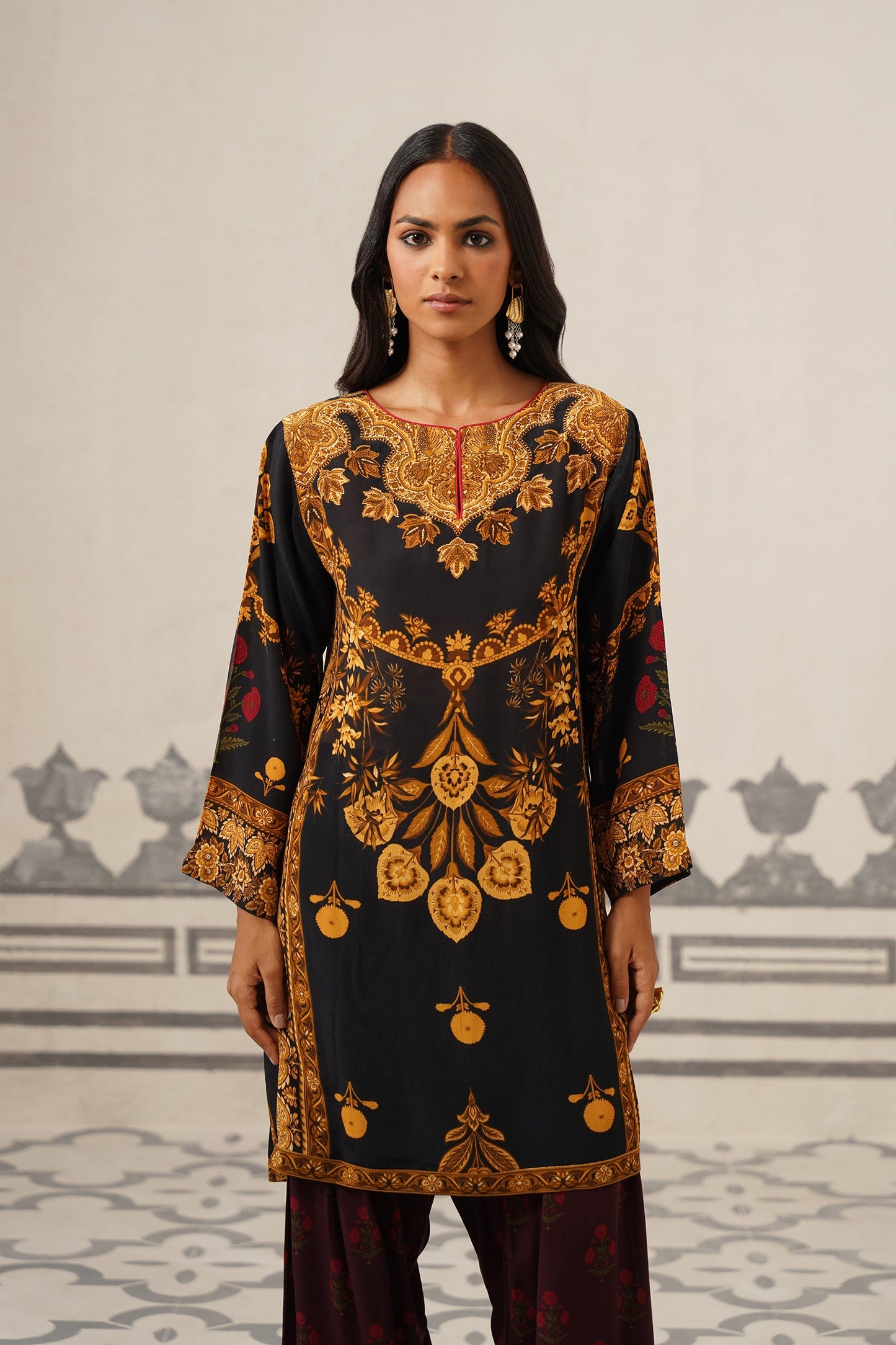 Areeba Crepe Printed Suit Set