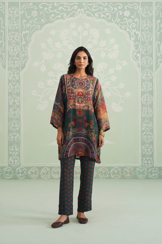 Kinni Printed Hand Embroidered Crepe Matching Set - Neetika Chopra