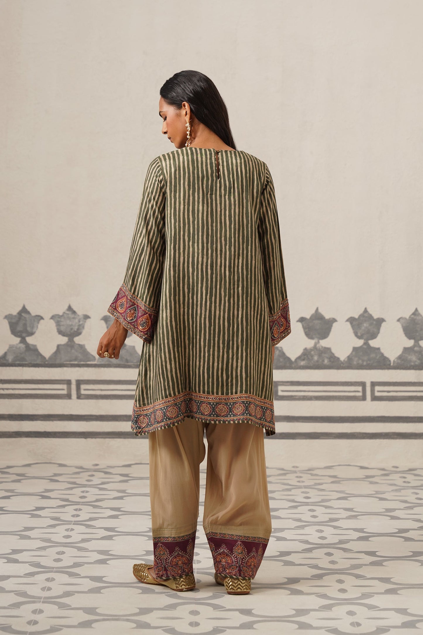 Najma Muslin Crepe Embroidered Suit Set