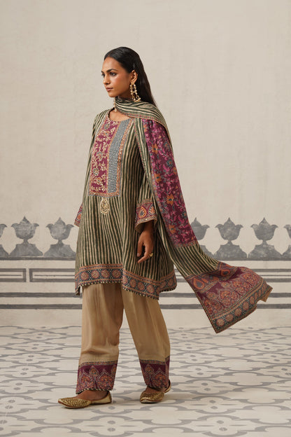 Najma Muslin Crepe Embroidered Suit Set