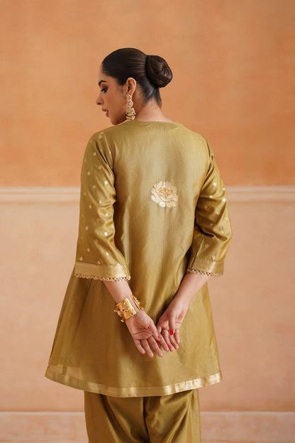 Koyel Chanderi Hand Embroidered Suit Set - Neetika Chopra