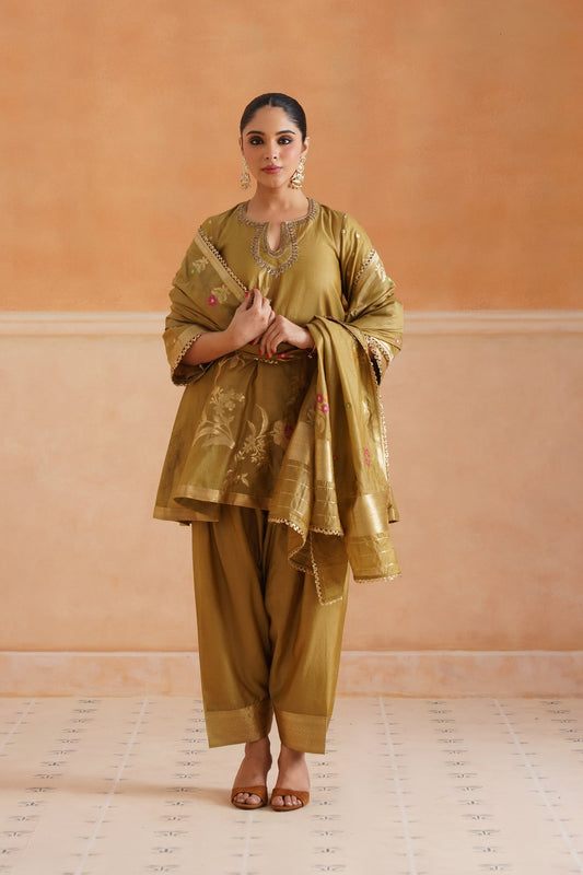 Koyel Chanderi Hand Embroidered Suit Set - Neetika Chopra