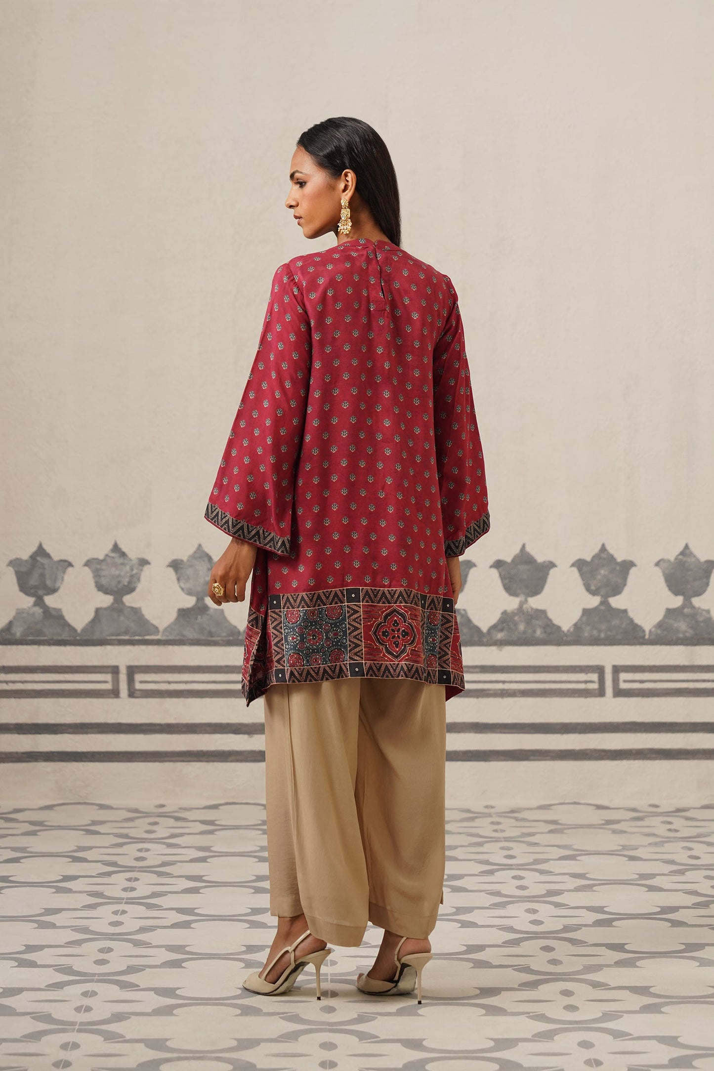 Tara Muslin Printed Embroidered Suit Set
