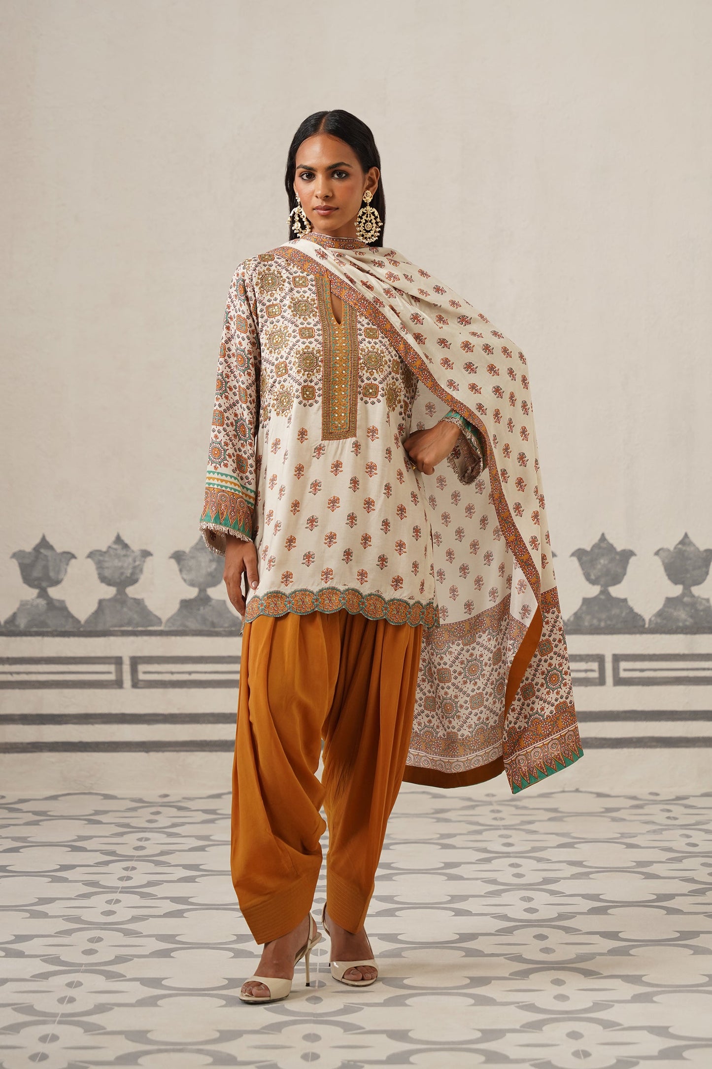 Maham Muslin Hand Embroidered Suit Set