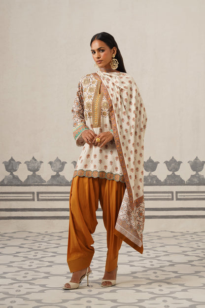 Maham Muslin Hand Embroidered Suit Set