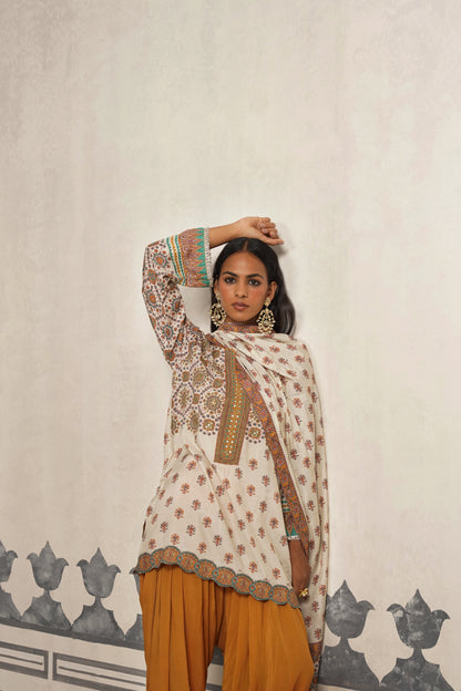Maham Muslin Hand Embroidered Suit Set