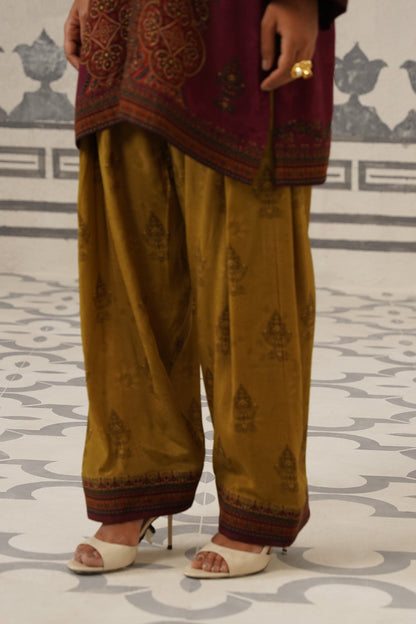 Kiti Crepe Printed Suit Set