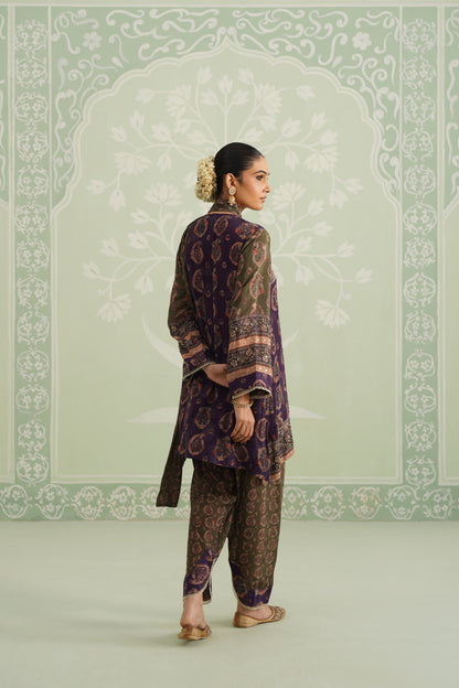Mehza Hand Embroidered Crepe Matching Set - Neetika Chopra
