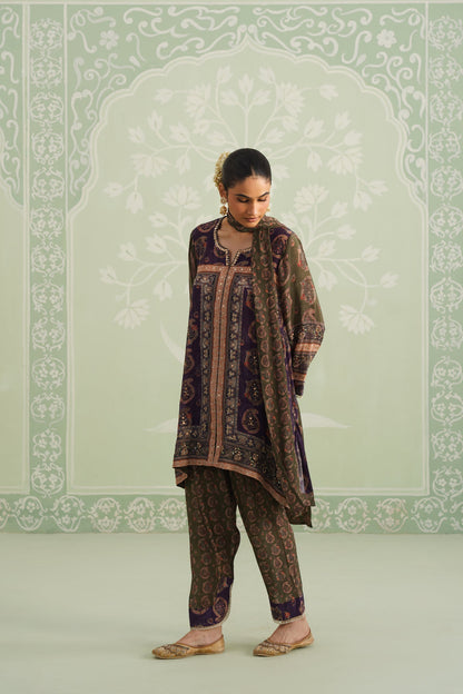 Mehza Hand Embroidered Crepe Matching Set - Neetika Chopra