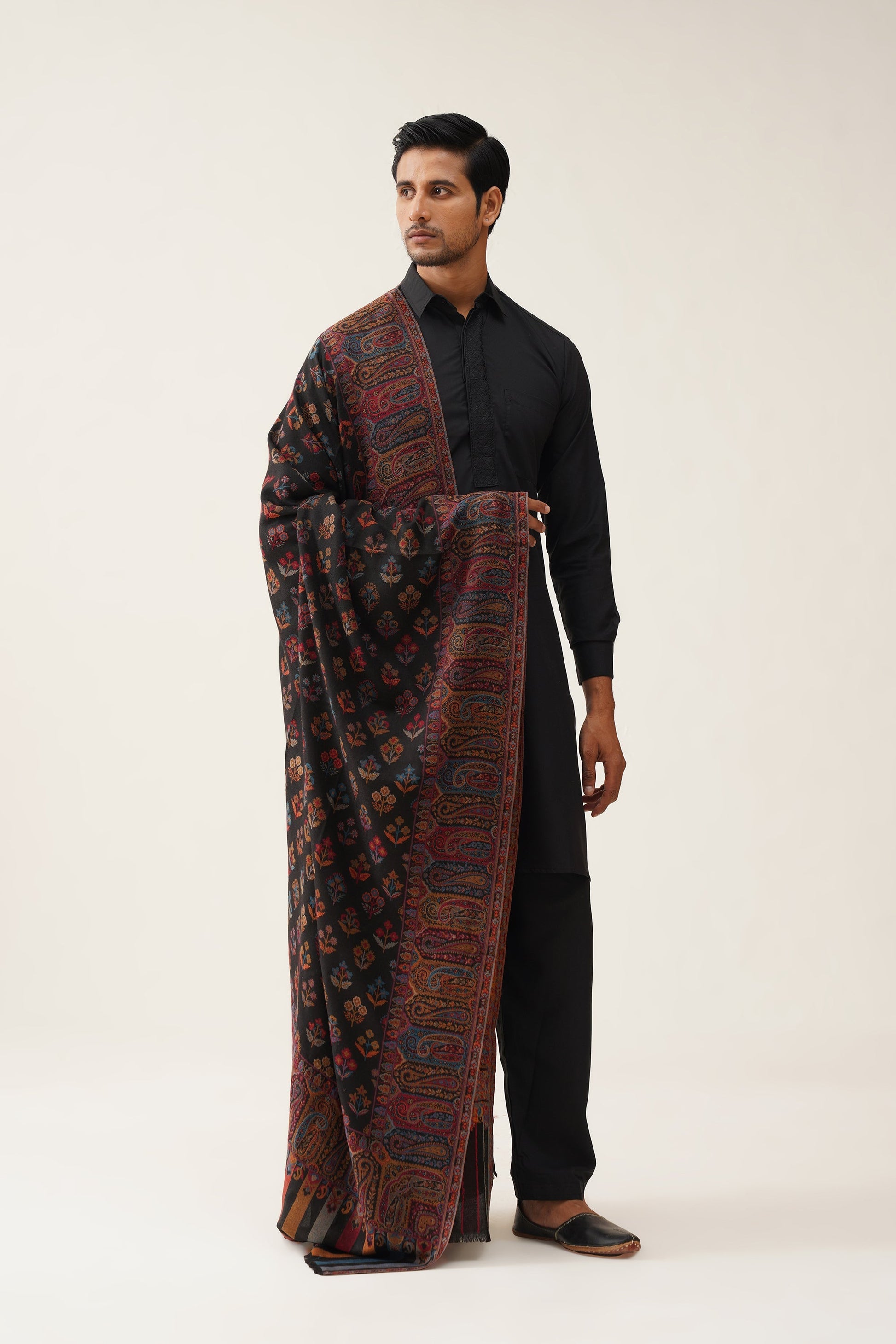 Mens Black Kaani Woollen Dusala - Neetika Chopra