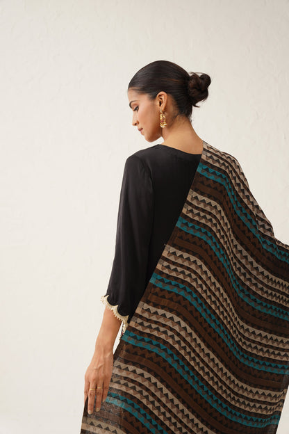 Negar Zig Zag Woollen Lurex Stole - Neetika Chopra