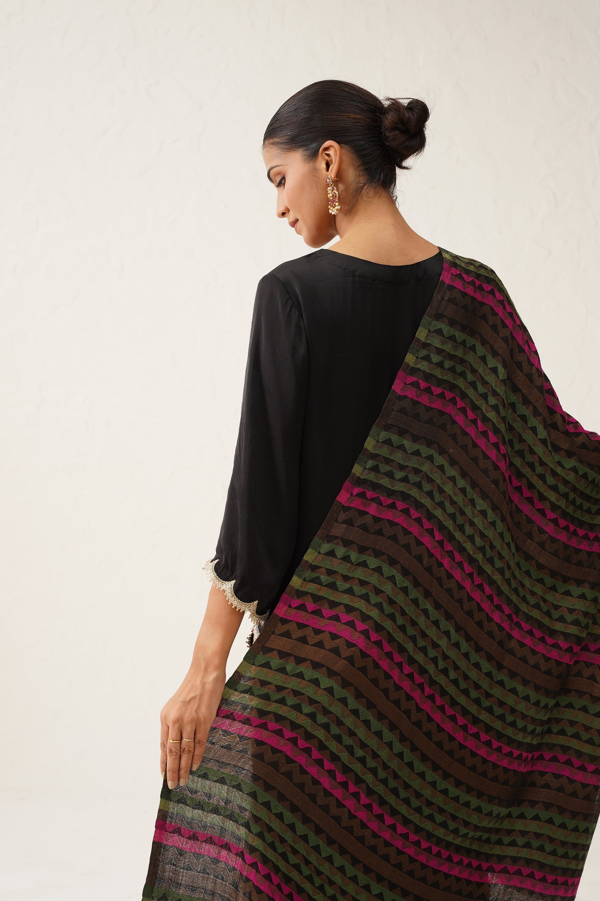 Zig Zag Lurex Woollen Stole - Neetika Chopra