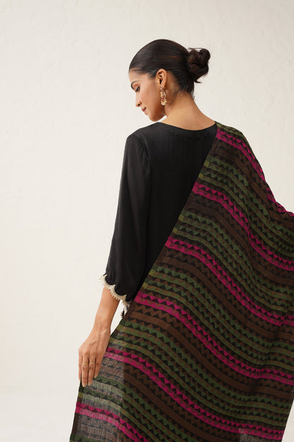 Zig Zag Lurex Woollen Stole - Neetika Chopra