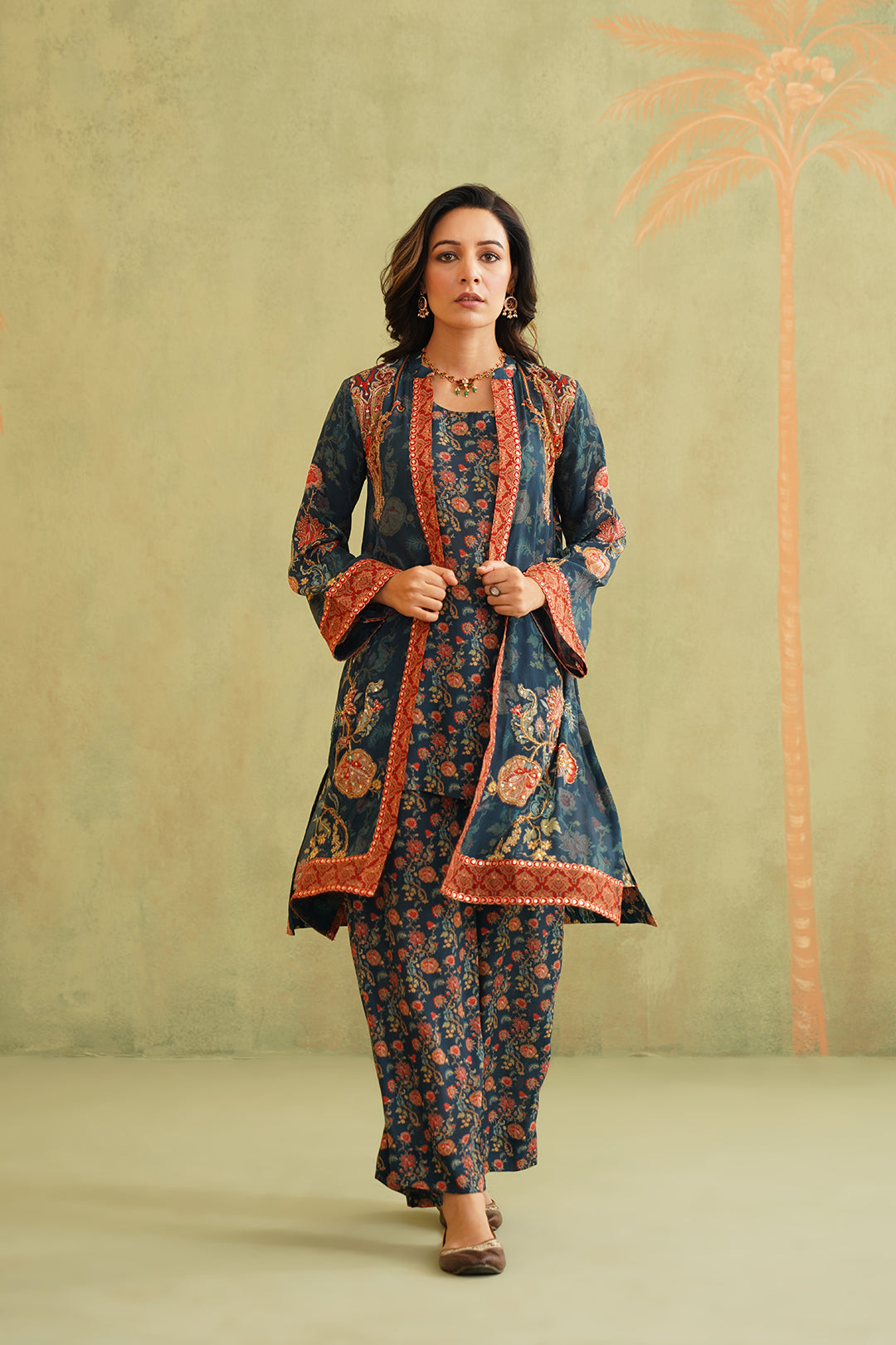 FAYRA HAND EMBROIDERED CREPE MATCHING SET - Neetika Chopra