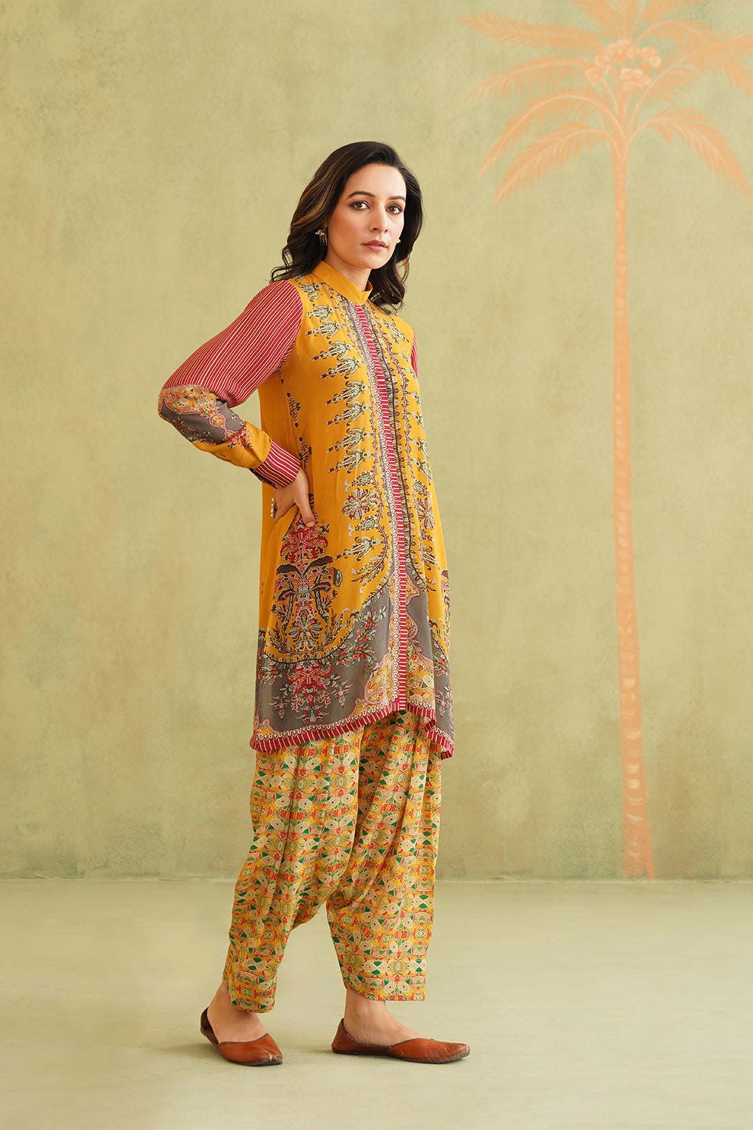 MISHRI PRINTED CREPE MATCHING SET - Neetika Chopra