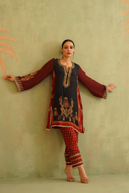 SABA Hand Embroidered Crepe Matching Set - Neetika Chopra
