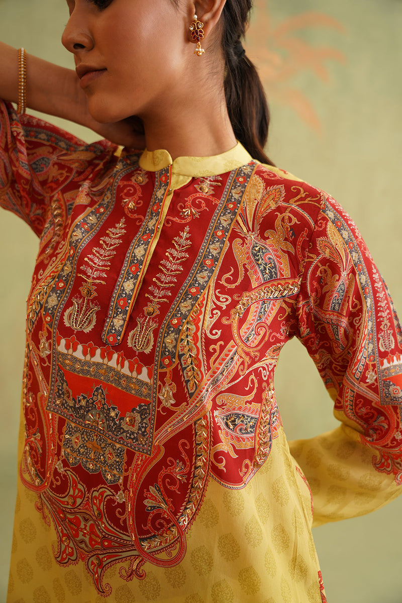 FARHAT COLLECTION